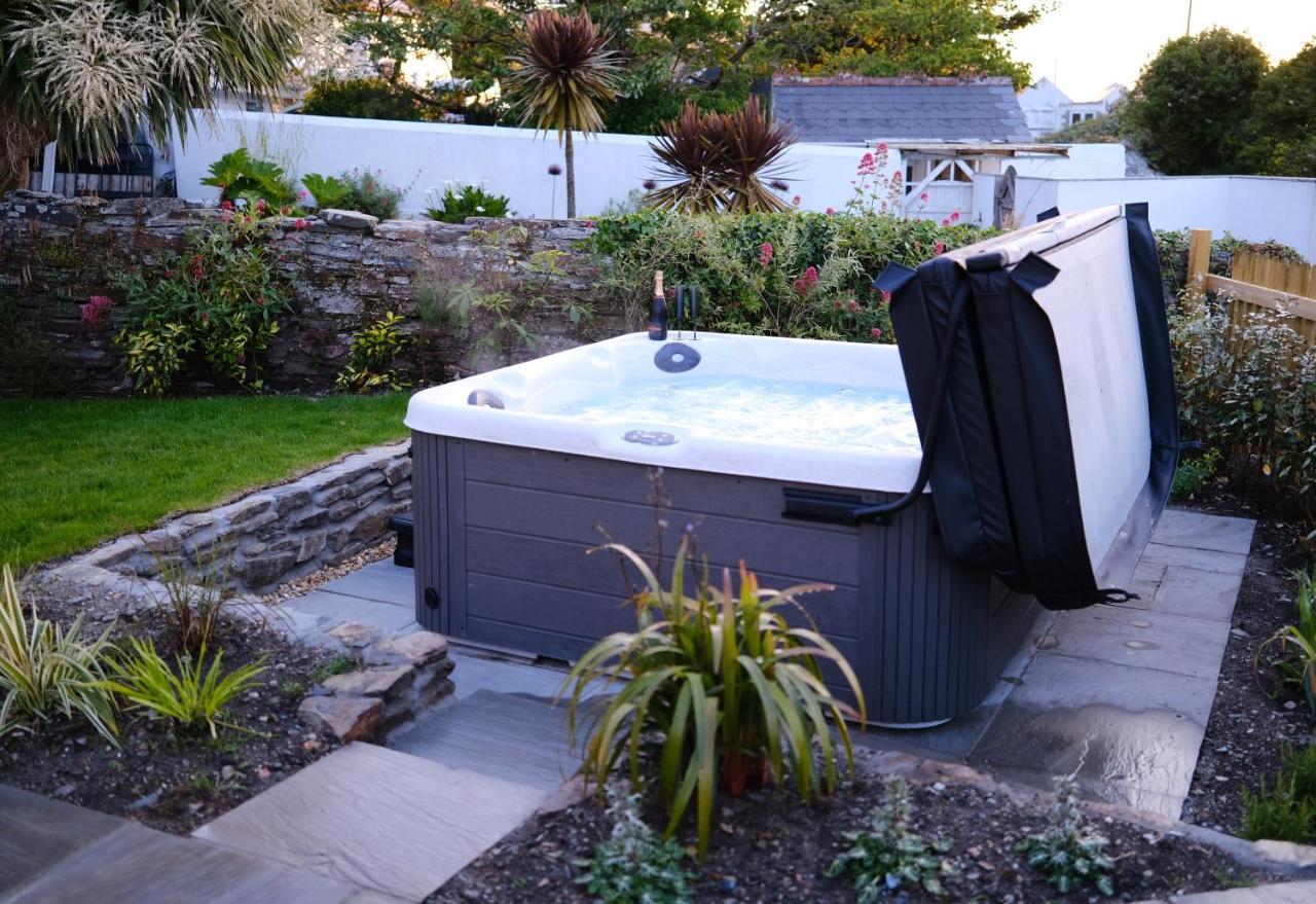 Newly Renovated Cottage With Hot Tub Portreath Eksteriør bilde